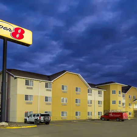Super 8 By Wyndham Altoona Hotel